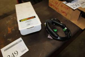 lot 249 image: LockSmart SwitchCommutateur Interruptor (in box)