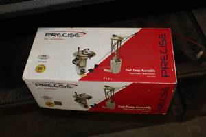 lot 252 image: Precise OE Fuel Pump Assembly (in box)