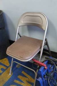lot 275 image: Metal Padded Folding Chair