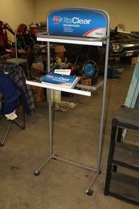 lot 134 image: Metal Rolling Display Rack