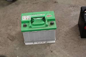 lot 149 image: Interstate Mega-Tron II All Seasons Car Battery