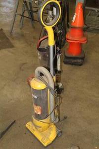 lot 181 image: Eureka Optima Lightweight Upright Canister Vacuum