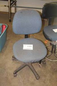 lot 183 image: Rolling Office Chair