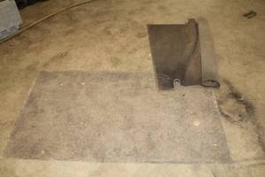 lot 199 image: Lot of (6) Floor Mats