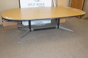 lot 21 image: Oval Conference Table