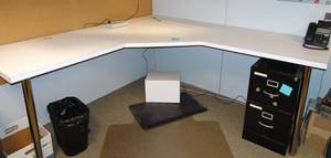 lot 39 image: Wall Mount Corner Desk with Legs