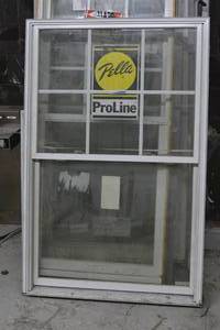 Pella Pro line window 37 18 x  57 18