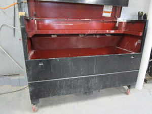 lot 201 image: Job Box