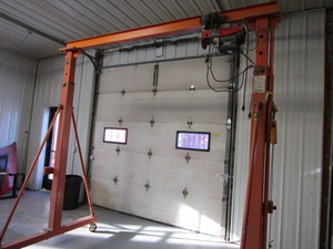lot 202 image: Gantry Crane 1Ton
