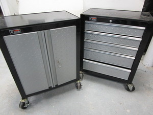 lot 210 image: Gladiator Shop Cabinets