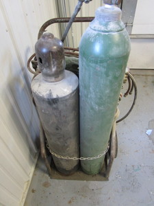 lot 212 image: Cutting Torch Cart, Tanks
