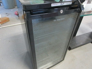 lot 253 image: Wine  Beer Fridge