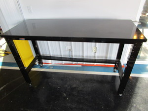 lot 274 image: Gladiator High Top Desk