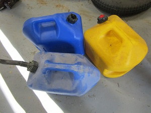 lot 331 image: Kerosene & Diesel Cans