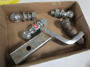 lot 347 image: Receiver Hitch
