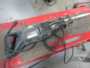 lot 353 image: Reciprocating Saw