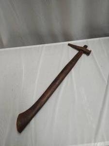 lot 65 image: Old Hammer