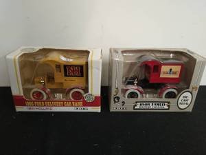 lot 34 image: Two ERTL Die-Cast Metal Banks