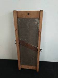 lot 74 image: Old Slicer