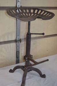 lot 39 image: Sportsman 282