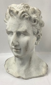 lot 16 image: Fun Plaster Head Planter