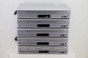 5 JVC HR-XVC17 DVDVCR Players