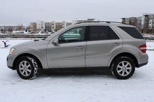 2007 Mercedes-Benz M Class ML350 - AWD