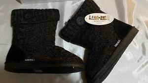 New - Womens Lukees by Muk Luks - Size 8