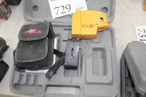 lot 729 image: PLS 5 Laser Level, Plastic Case