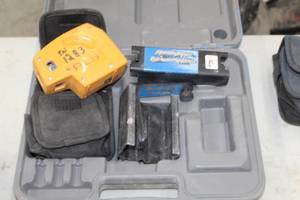lot 730 image: PLS 5 Laser Level, Plastic Case