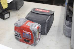 lot 727 image: Hilti PM 2-L Laser Level, Soft Side Carry Case