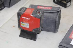 lot 726 image: Hilti PM 2-P Laser Level, Soft Side Carry Case