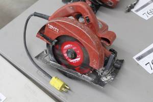 lot 768 image: Hilti WSC 7.25-S 7-14 Circular Saw
