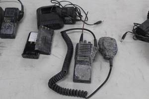 lot 829 image: Radio Equipment - Kenwood TK-380 UHF FM Transeiver, Kenwood KSC-19 Charger, Battery (x2), Power Cord