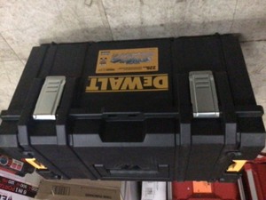 DEWALT Mechanics Tool Set (226-Piece) with TOUGHSYSTEM 22 in. Medium Tool Box