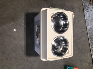 IRIS USA Elevated Feeder with Airtight Storage