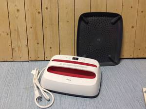 Cricut EasyPress 2 12 in. x 10 in. Heat Press Machine in Raspberry&nbsp&nbspCustomer Returns See Pictures