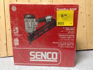 Senco 15-Gauge 2 12 in Angled Finish Nailer&nbsp&nbspCustomer Returns See Pictures