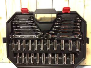 Husky Mechanics Tool Set (194-Piece) Customer Returns See Pictures
