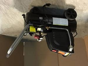 Husky 8G 150 PSI Hotdog Air Compressor Customer Returns See Pictures