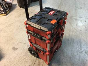 PACKOUT 22 in. Modular Tool Box Storage System by Milwaukee Customer Returns See Pictures