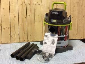 lot 4 image: 18V ONE 4.75 GAL. WETDRY VACUUM MODEL #PWV200B Customer Returns See Pictures