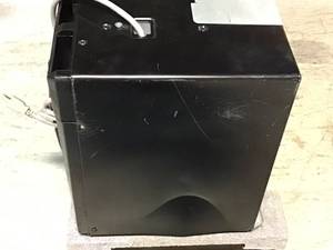 lot 18 image: MICROWAVE  dented in working condition Customer Returns See Pictures