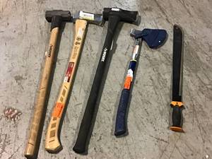 lot 45 image: MIX LOT OF TOOLS Customer Returns See Pictures