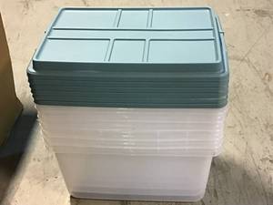 lot 46 image: Hefty 73 qt. Storage Bin Customer Returns See Pictures
