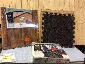 lot 54 image: MIX LOT OF RUBBER TILES Customer Returns See Pictures