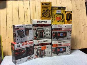 lot 55 image: MIX LOT OF BATTERY CHARGER & MISC Customer Returns See Pictures
