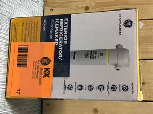 lot 17 image: GE In-line Water Filtration System for Refrigerators or Icemakers Customer Returns See Pictures