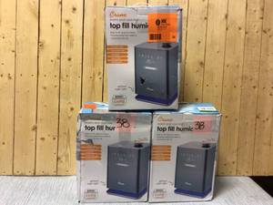 lot 38 image: Crane 1.2 Gal. Warm & Cool Mist Top Fill Humidifier with Remote for Medium to Large Rooms up to 500 sq. ft Customer Returns See Pictures