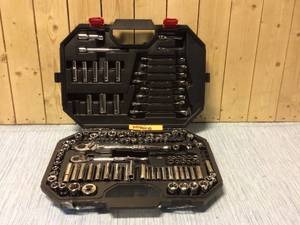 lot 74 image: Husky Mechanics Tool Set (149-Piece) Customer Returns See Pictures